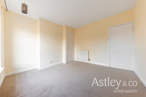 bedroom1- click for photo gallery